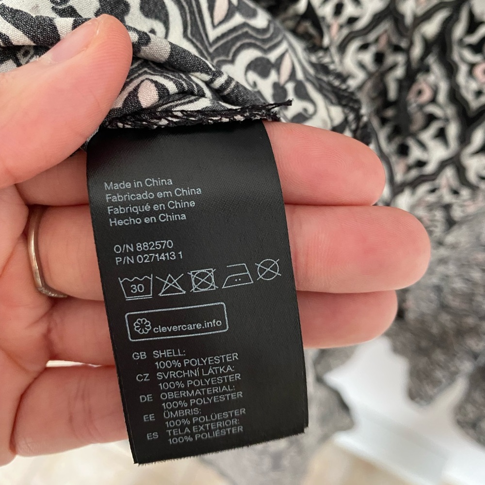 H&M | Patterned dress - Picture 9 of 10